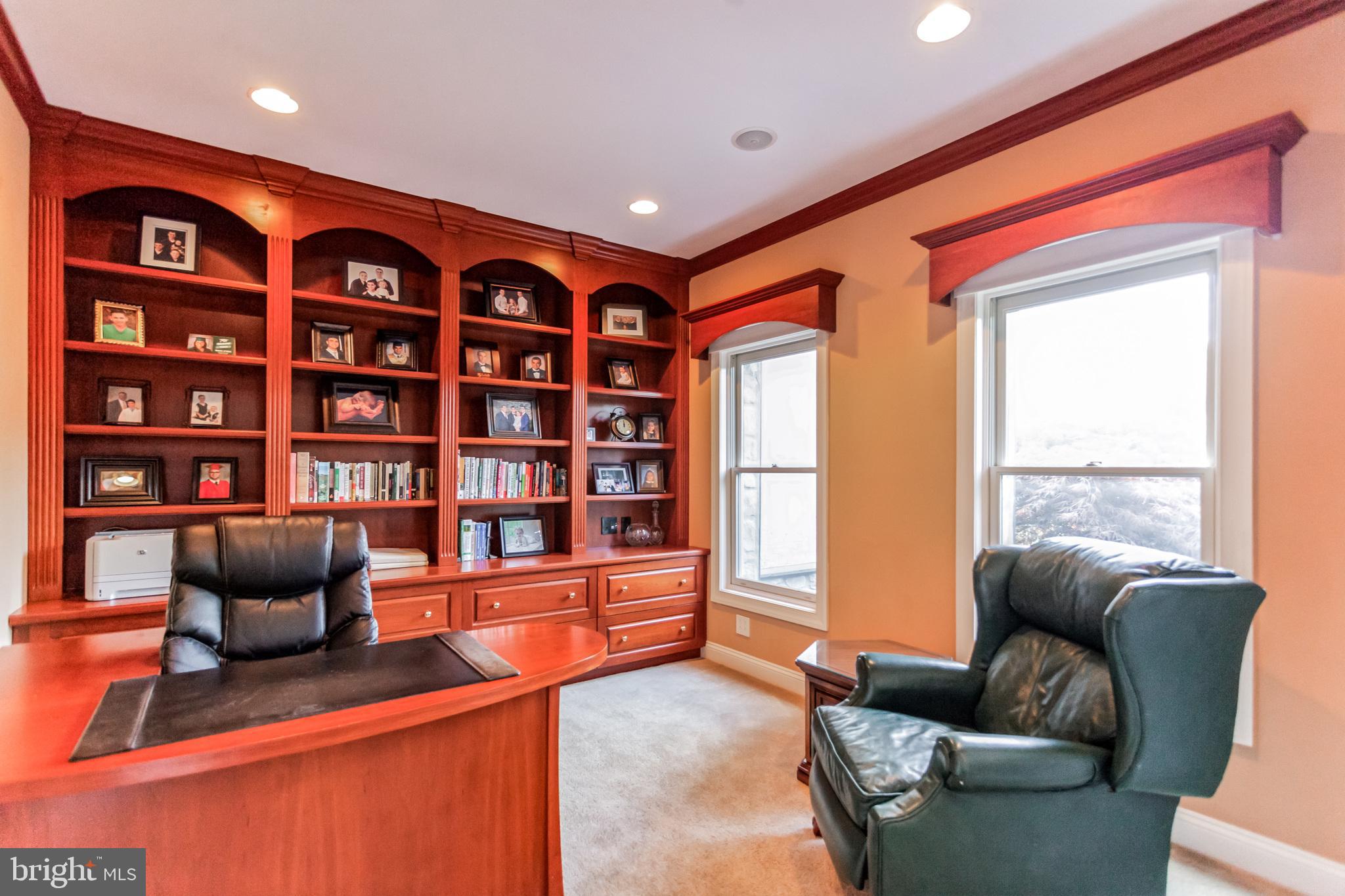 RIDINGS OF HORSHAM - Residential