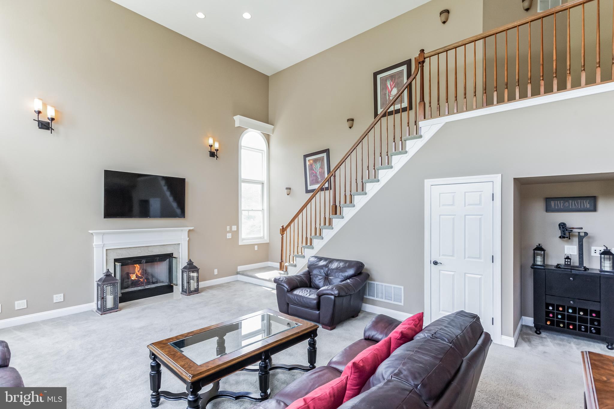 RIDINGS OF HORSHAM - Residential