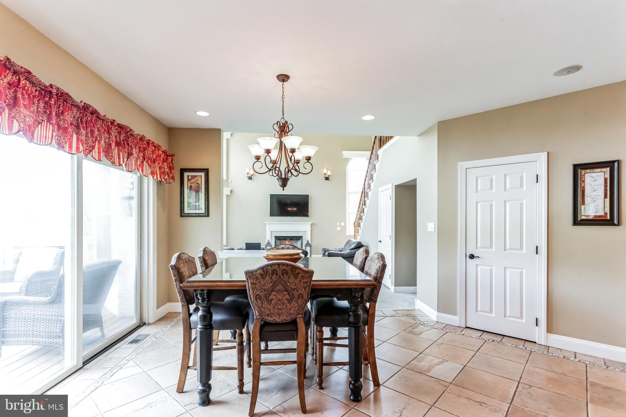 RIDINGS OF HORSHAM - Residential