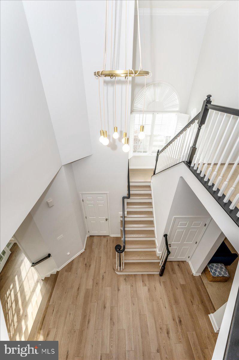 HERNDON CROSSING - Residential