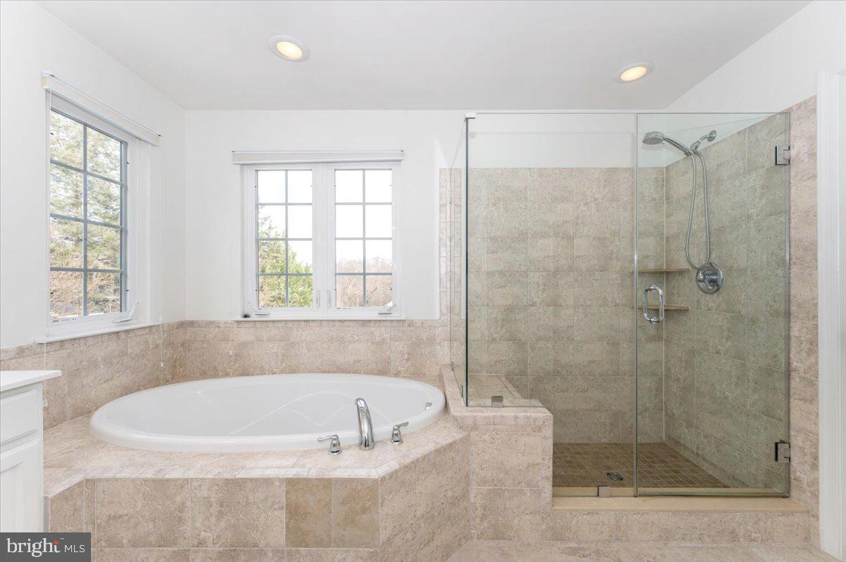 HERNDON CROSSING - Residential