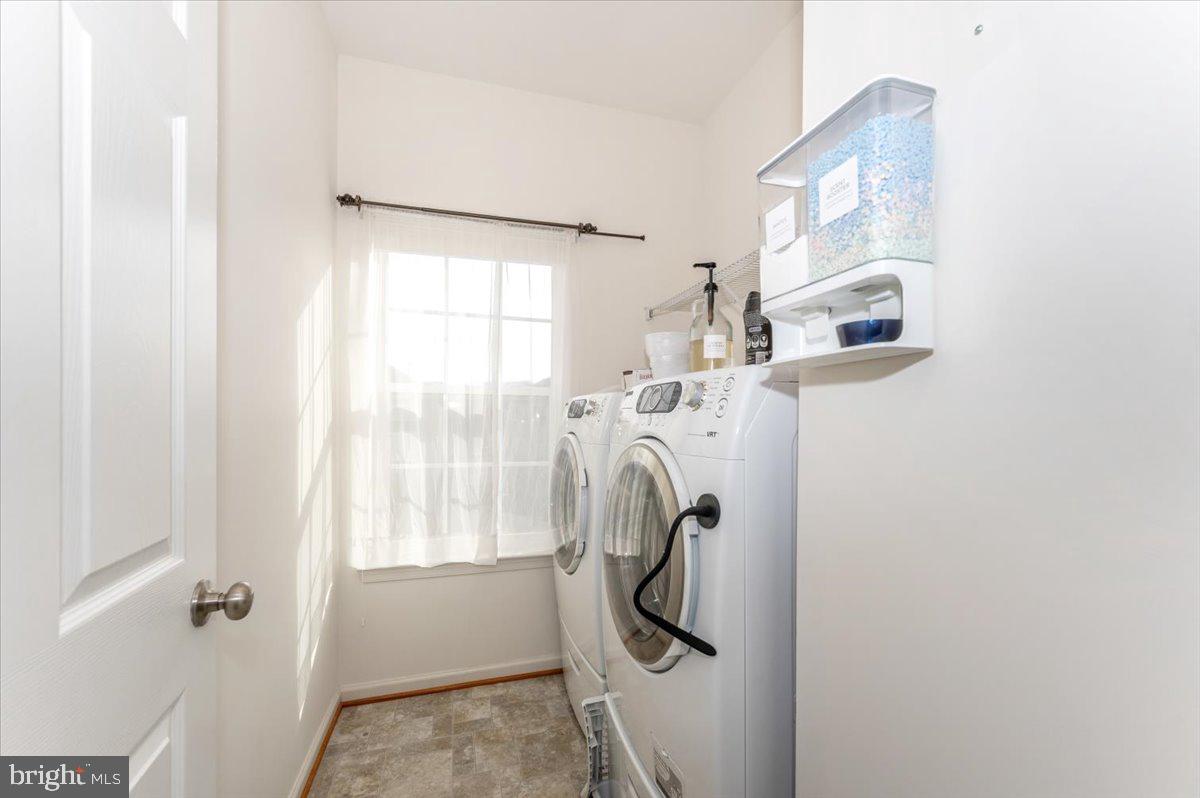 HERNDON CROSSING - Residential