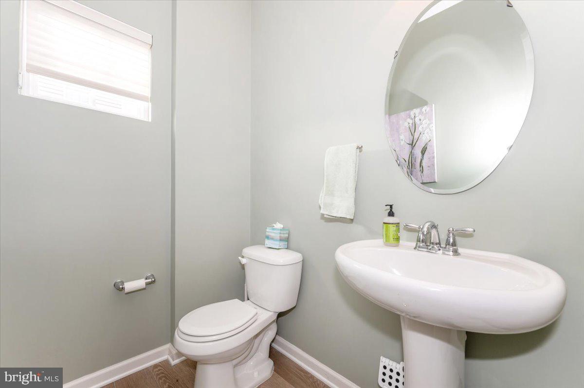 HERNDON CROSSING - Residential