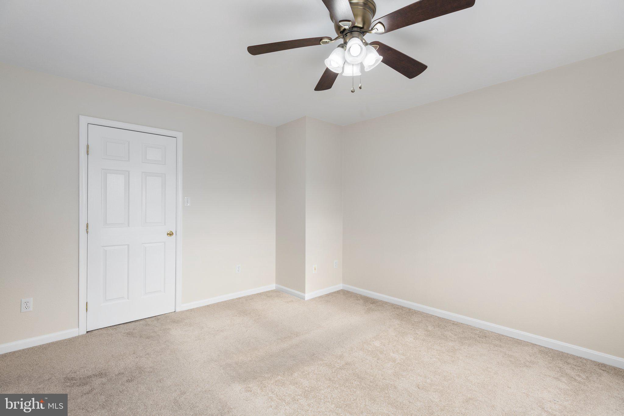 TURNBERRY VILLAGE - Residential Lease