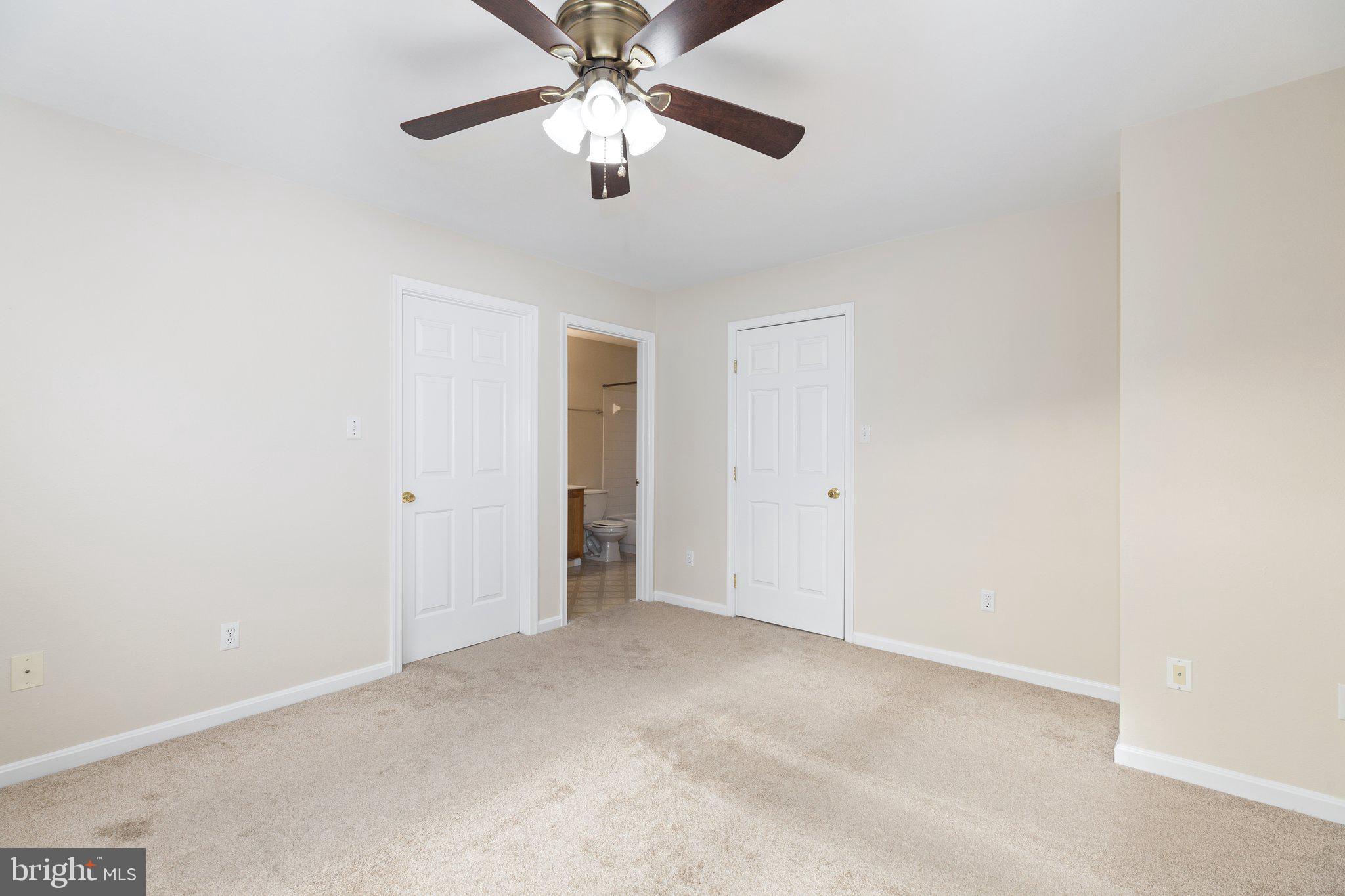 TURNBERRY VILLAGE - Residential Lease