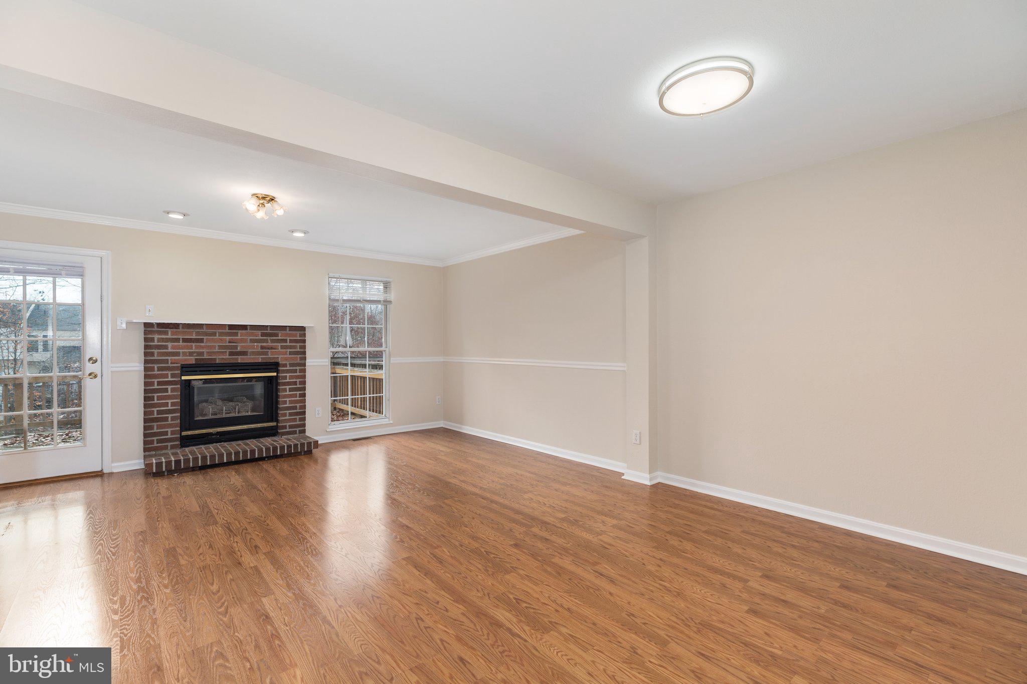 TURNBERRY VILLAGE - Residential Lease