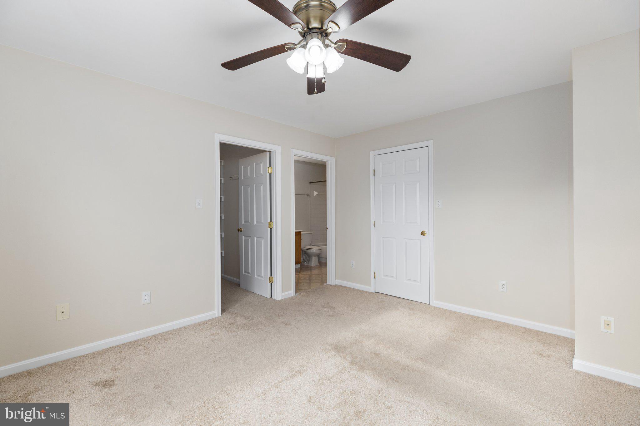 TURNBERRY VILLAGE - Residential Lease