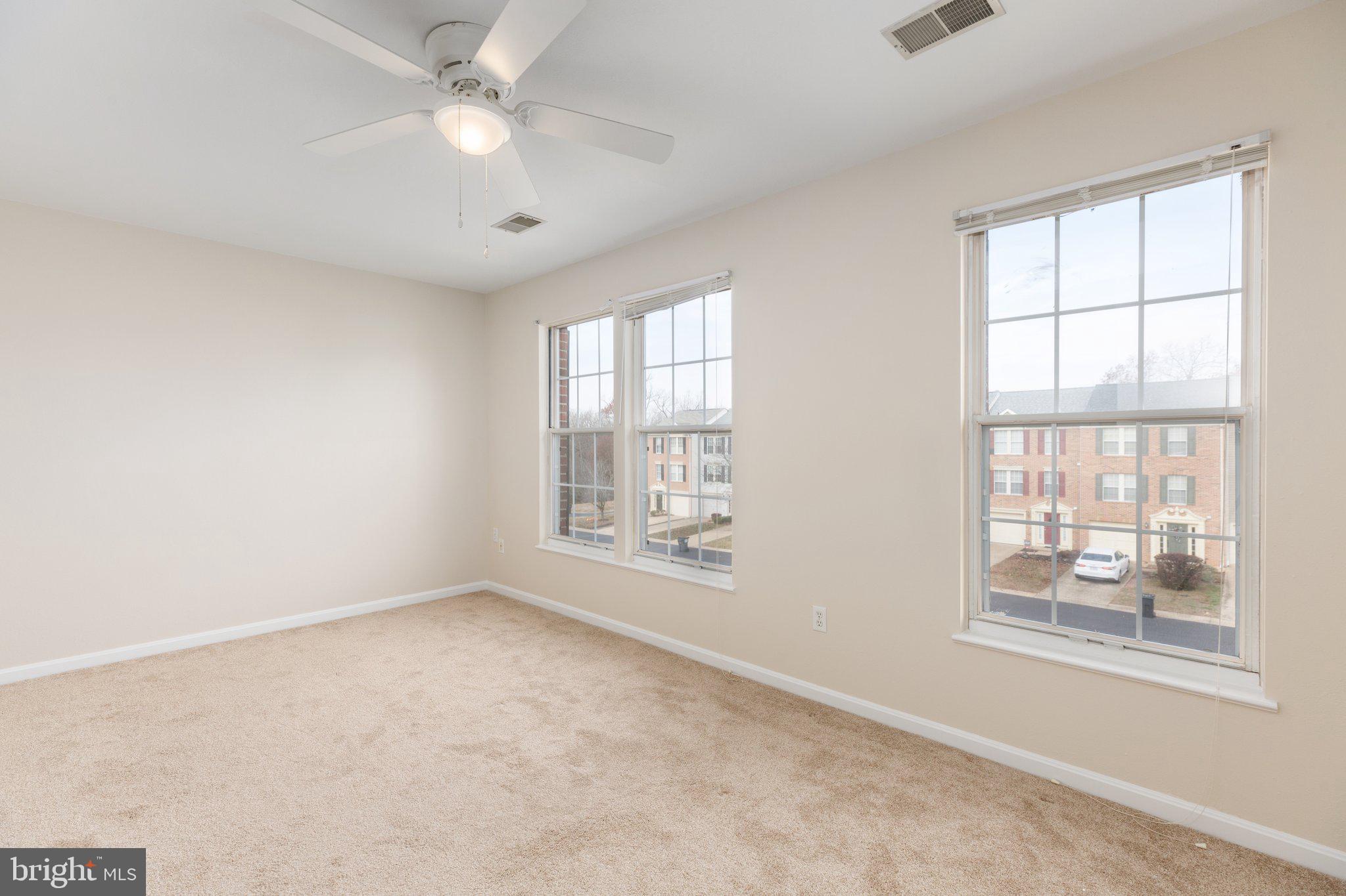 TURNBERRY VILLAGE - Residential Lease