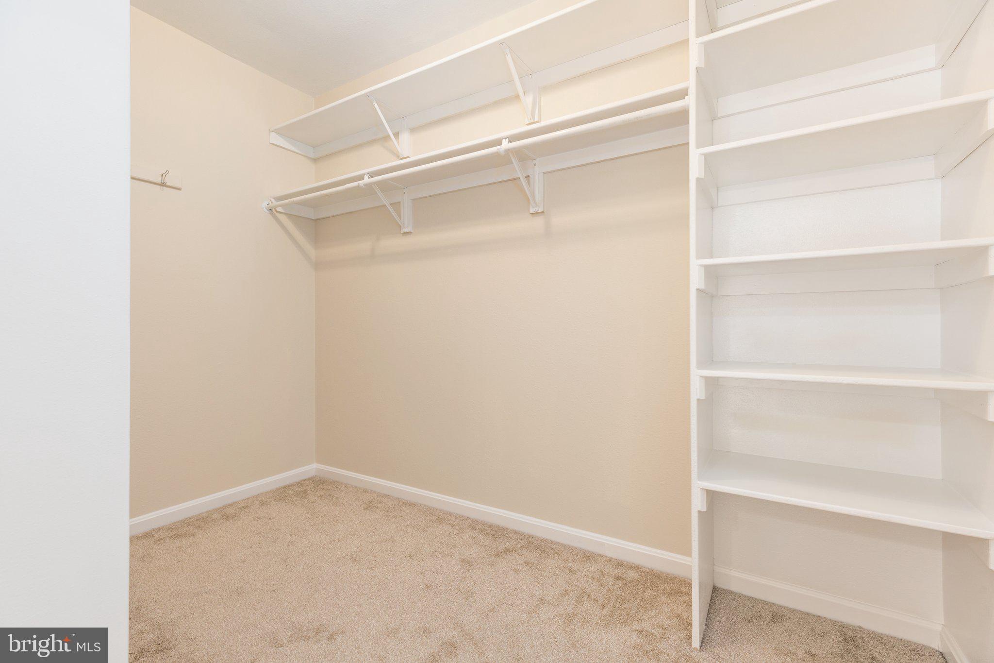 TURNBERRY VILLAGE - Residential Lease