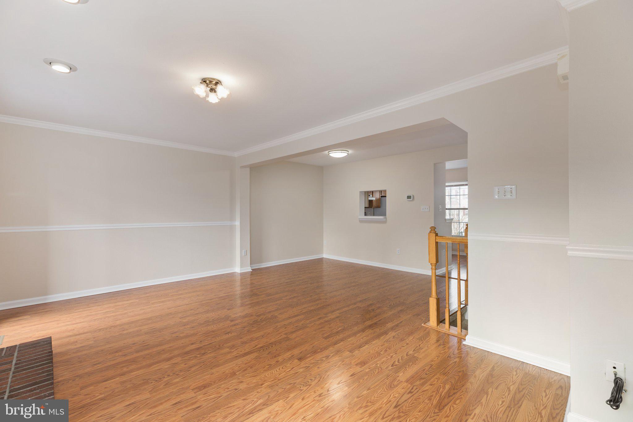 TURNBERRY VILLAGE - Residential Lease