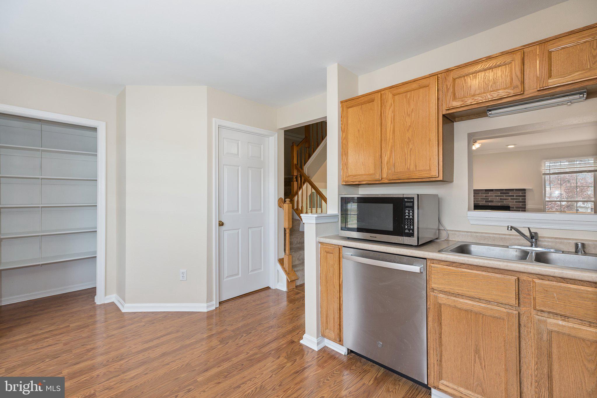 TURNBERRY VILLAGE - Residential Lease