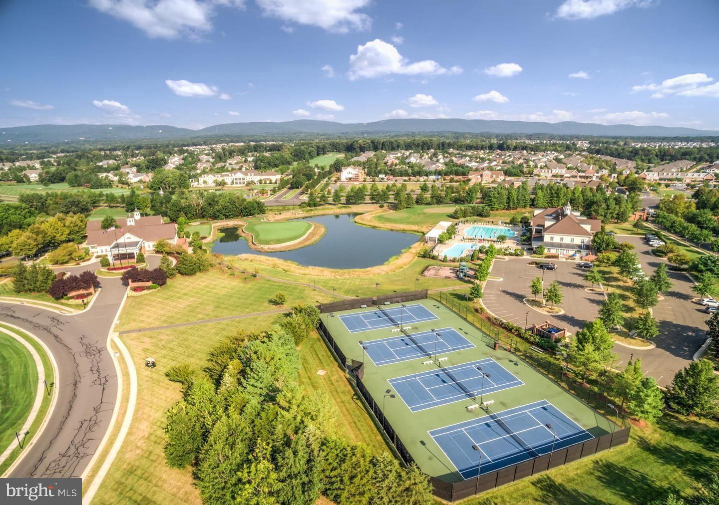 DOMINION VALLEY COUNTRY CLUB - Residential