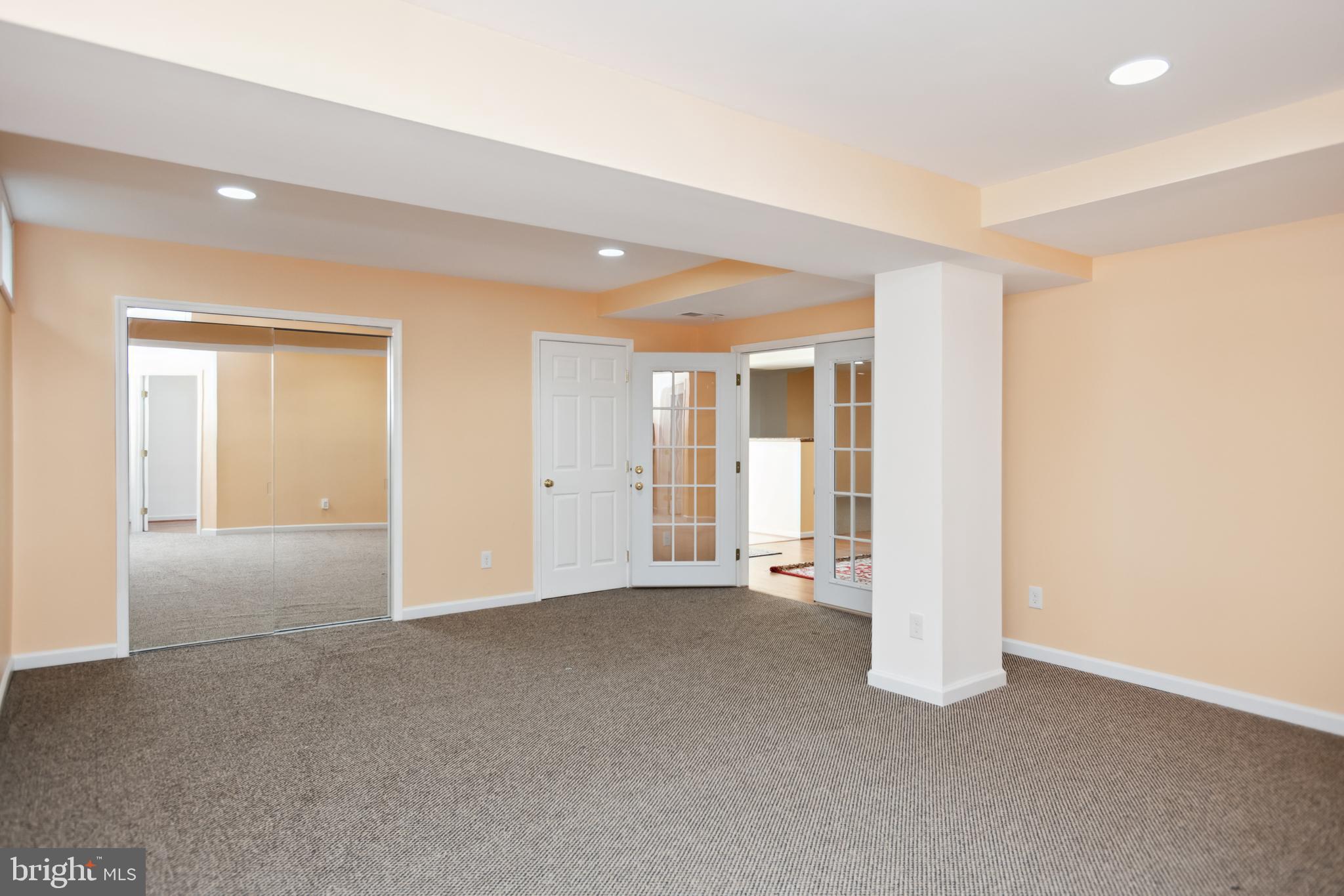 DOMINION VALLEY COUNTRY CLUB - Residential