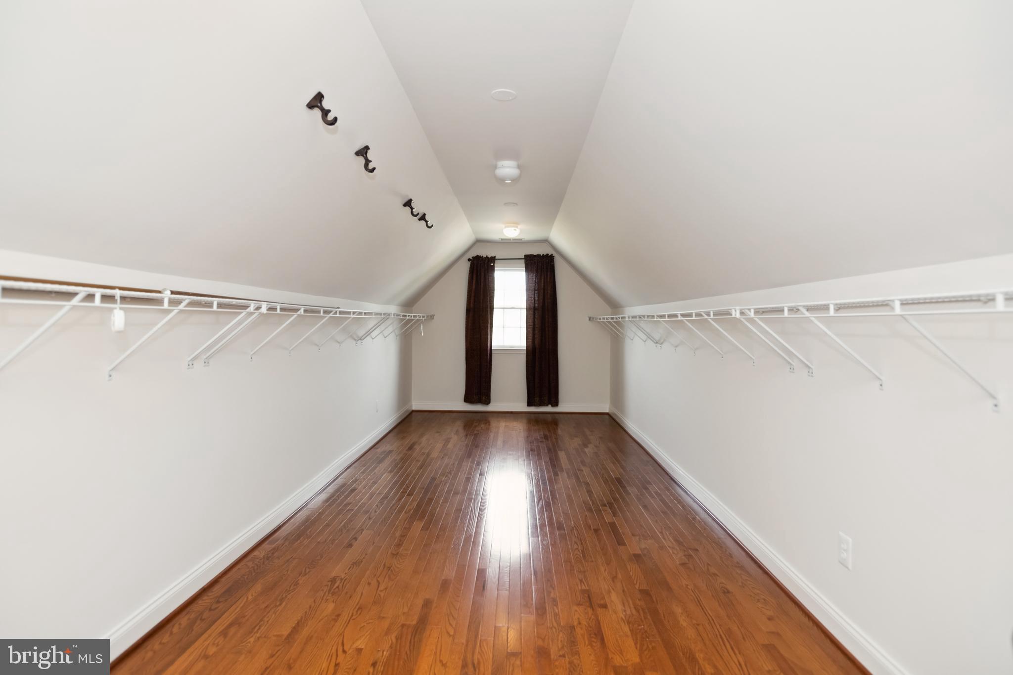 DOMINION VALLEY COUNTRY CLUB - Residential