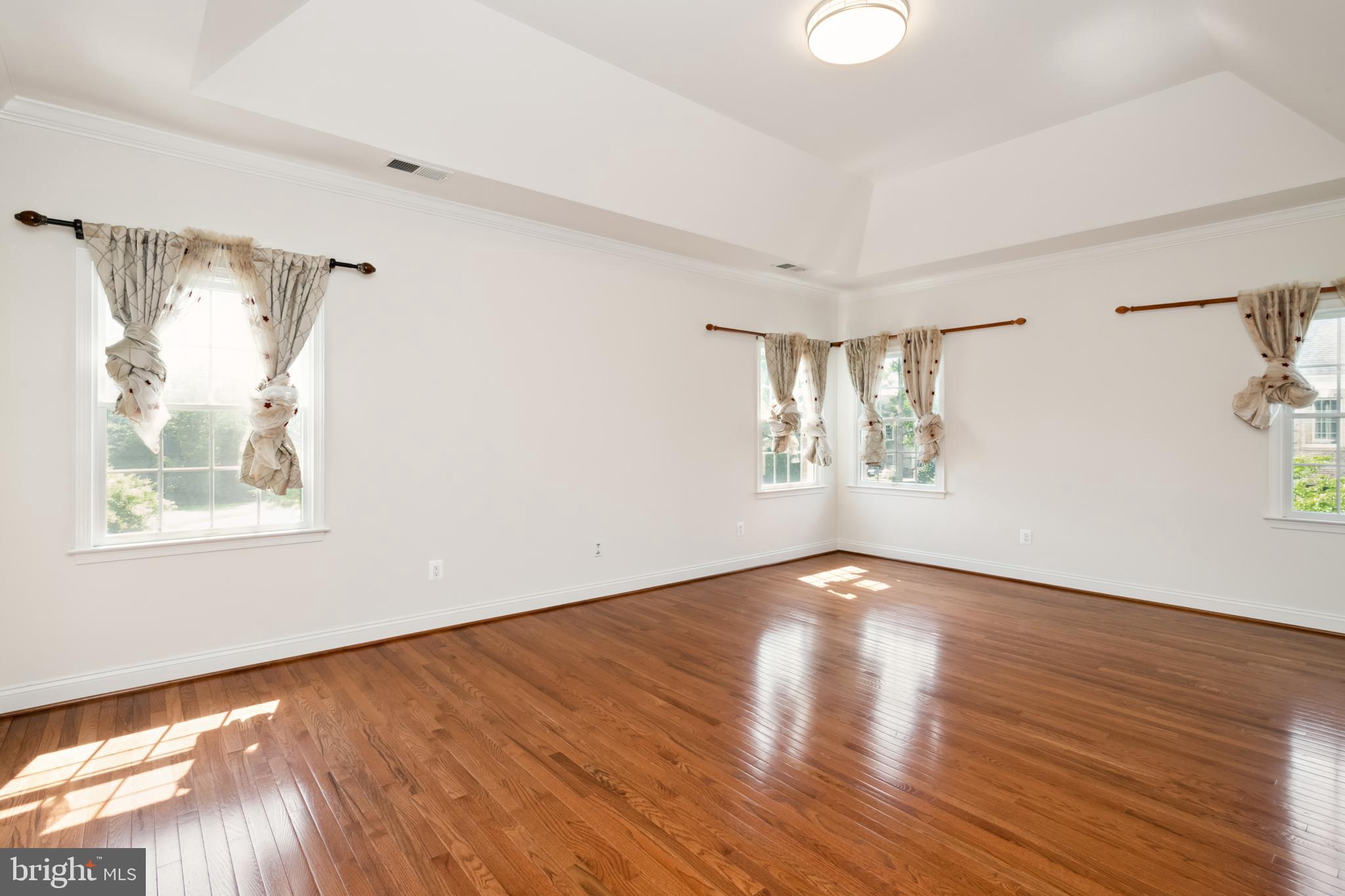 DOMINION VALLEY COUNTRY CLUB - Residential