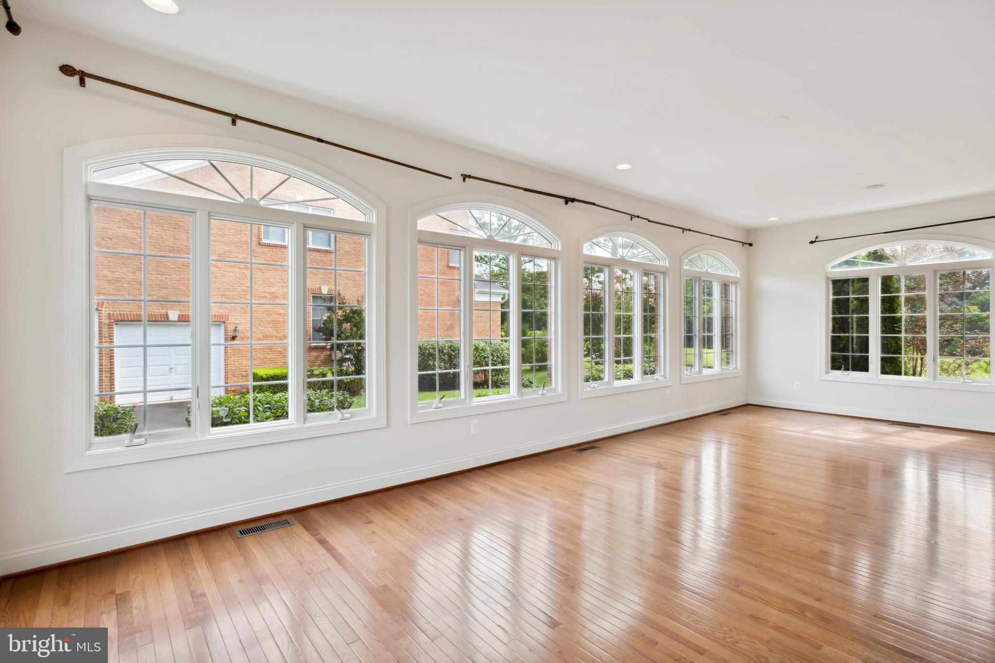 DOMINION VALLEY COUNTRY CLUB - Residential