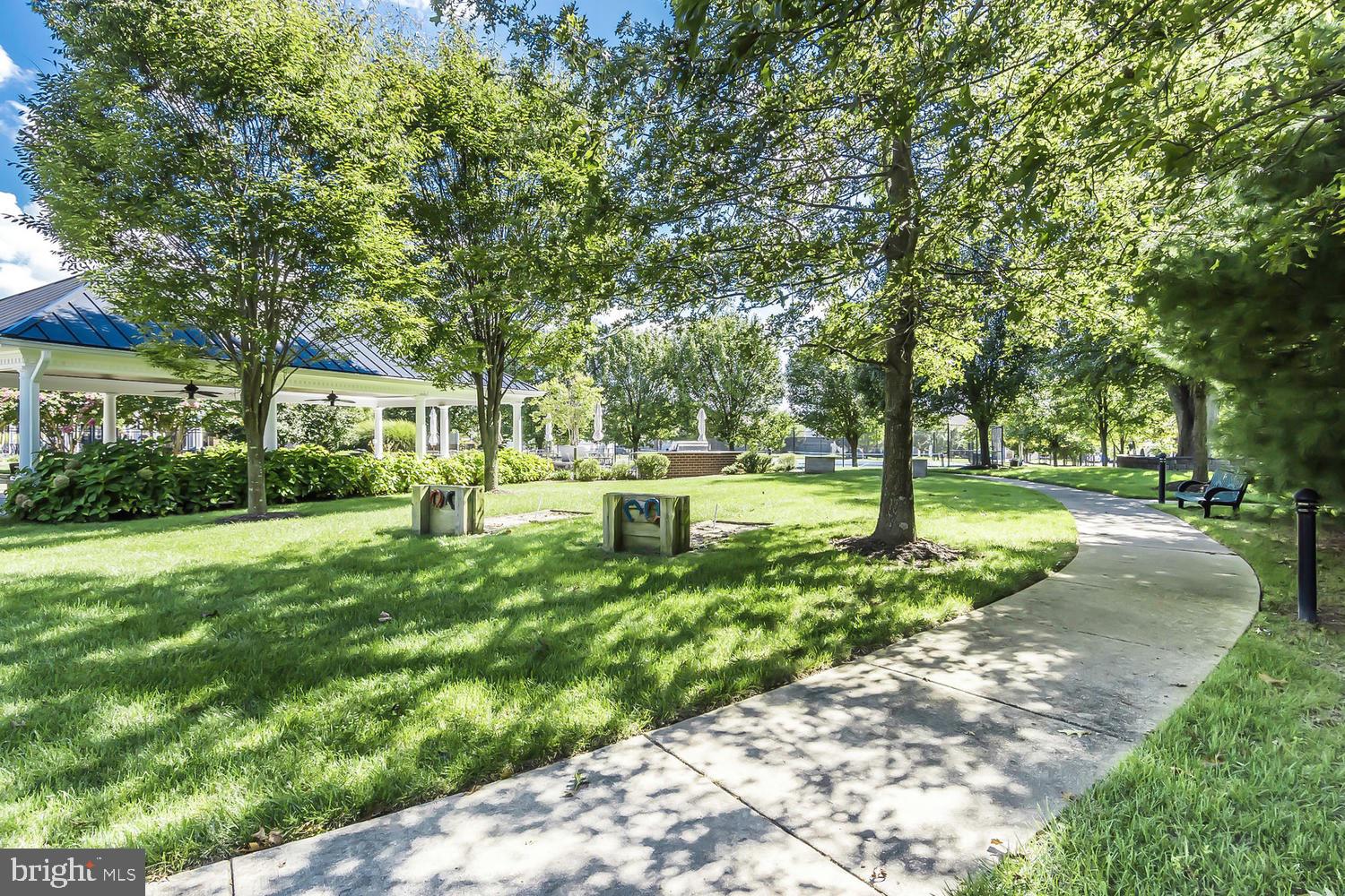 SYMPHONY VILLAGE AT CENTREVILLE - Residential