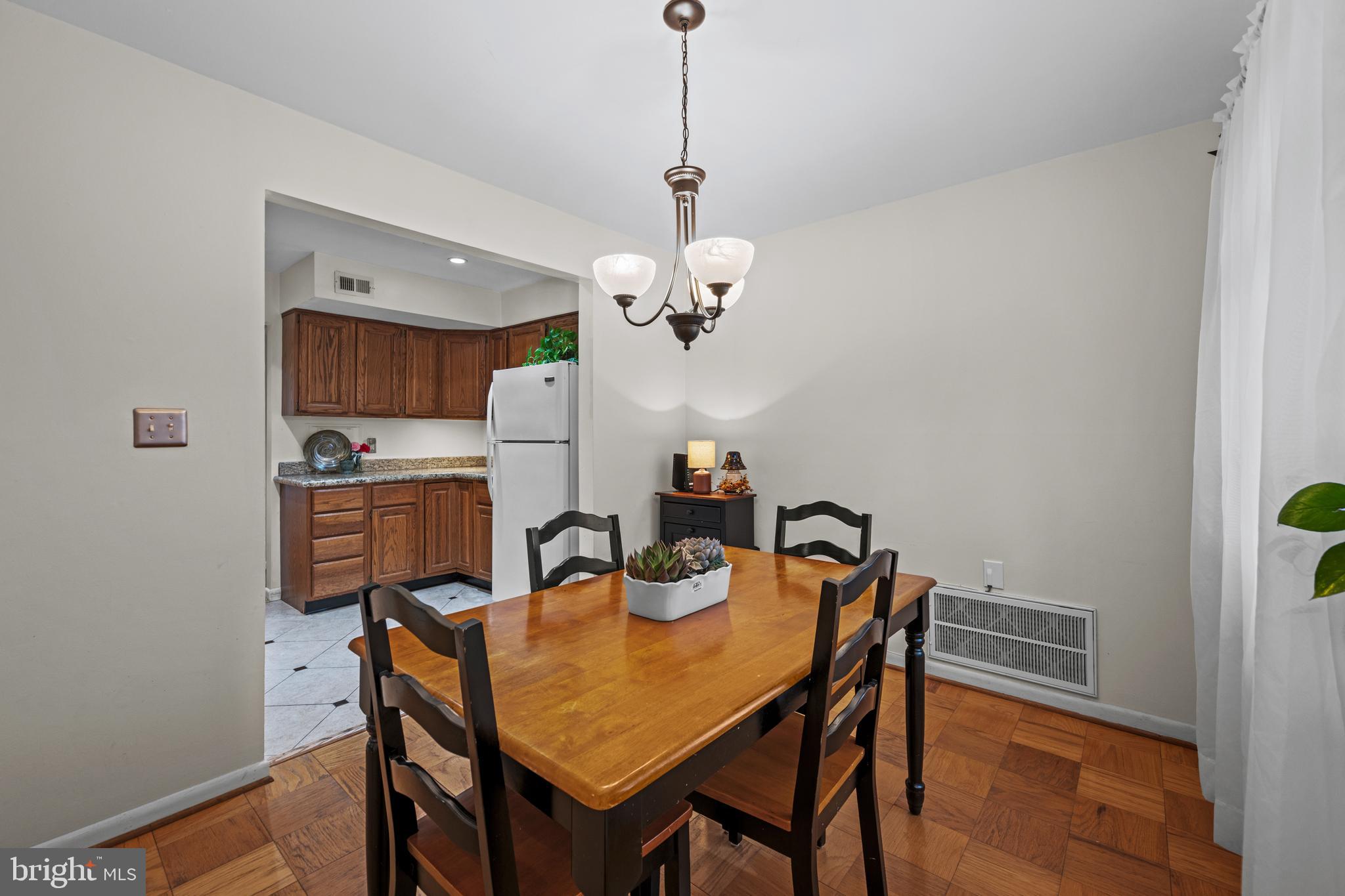 BRYANT GARDENS - Residential