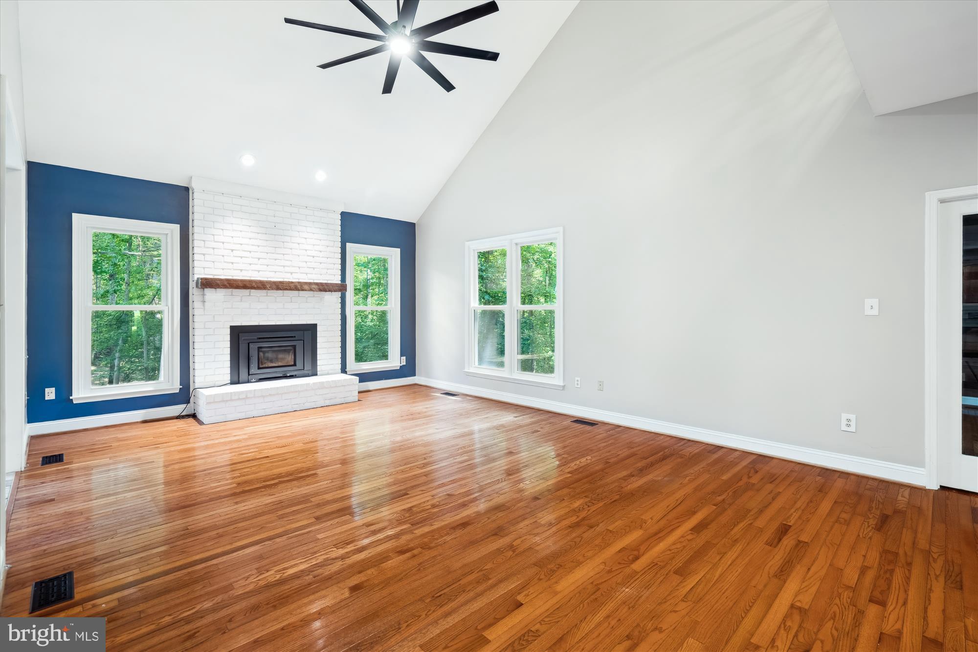 EAGLES PASSAGES - Residential