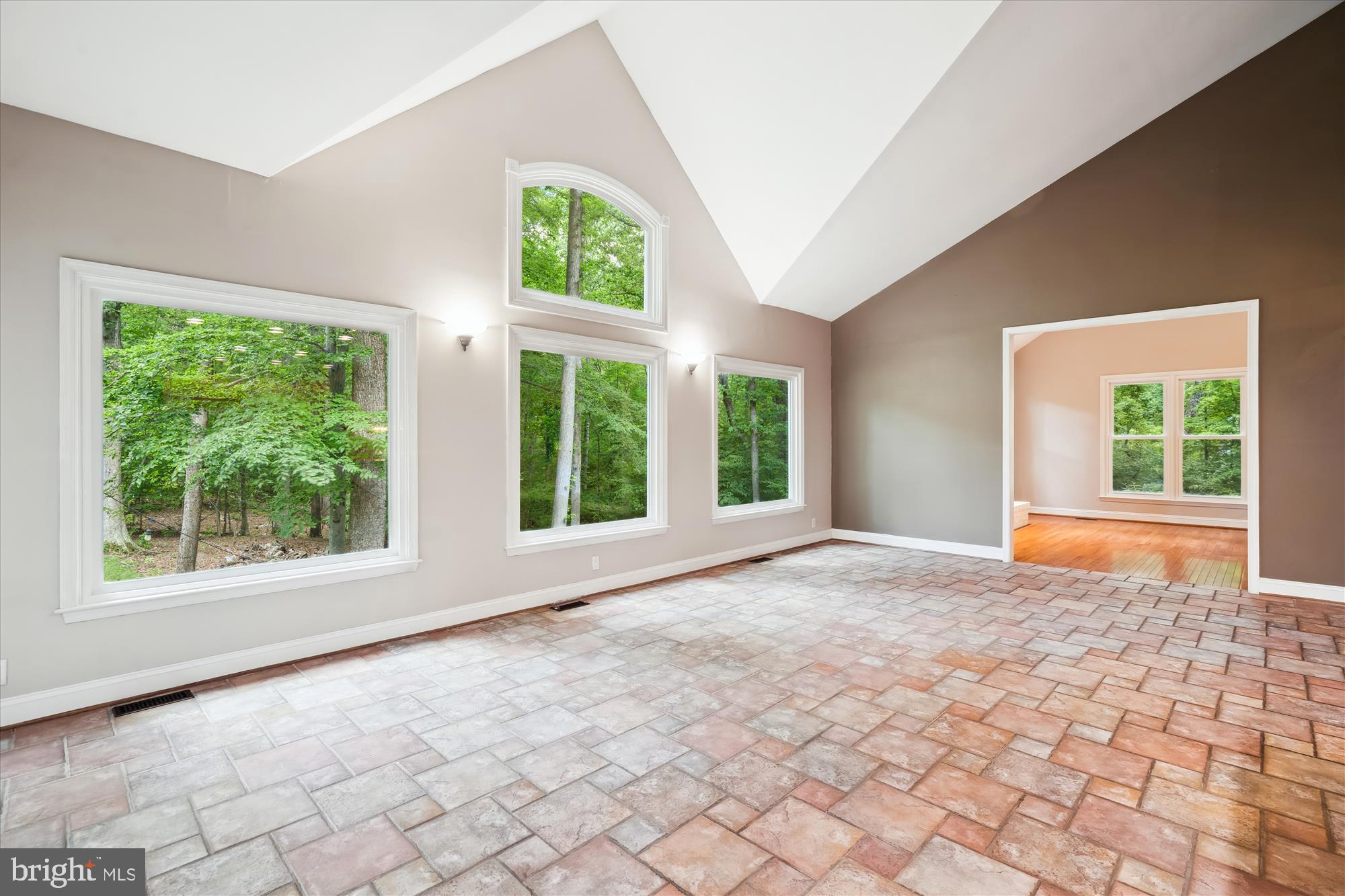 EAGLES PASSAGES - Residential