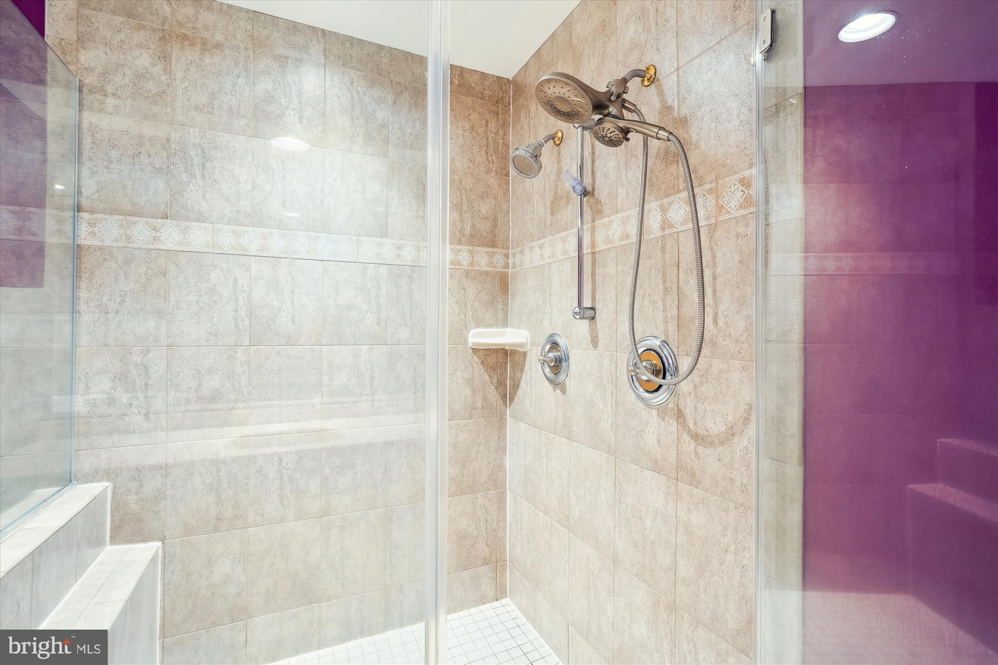 EAGLES PASSAGES - Residential