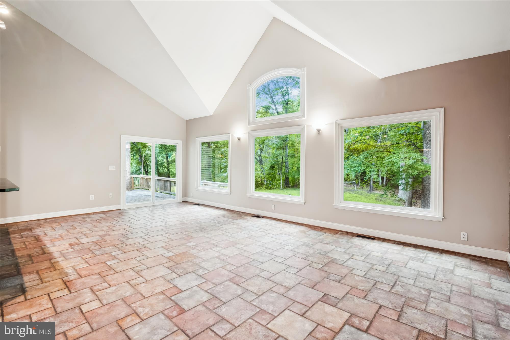 EAGLES PASSAGES - Residential