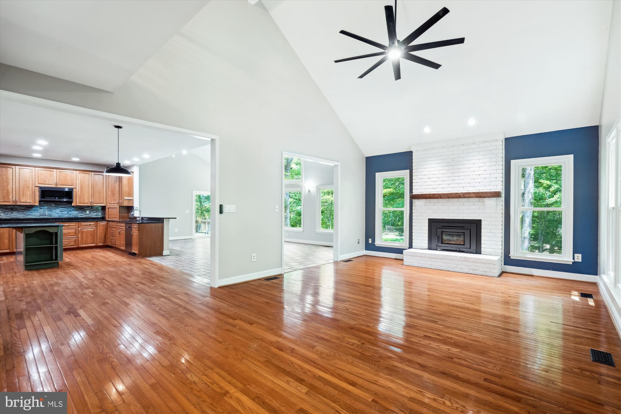 EAGLES PASSAGES - Residential