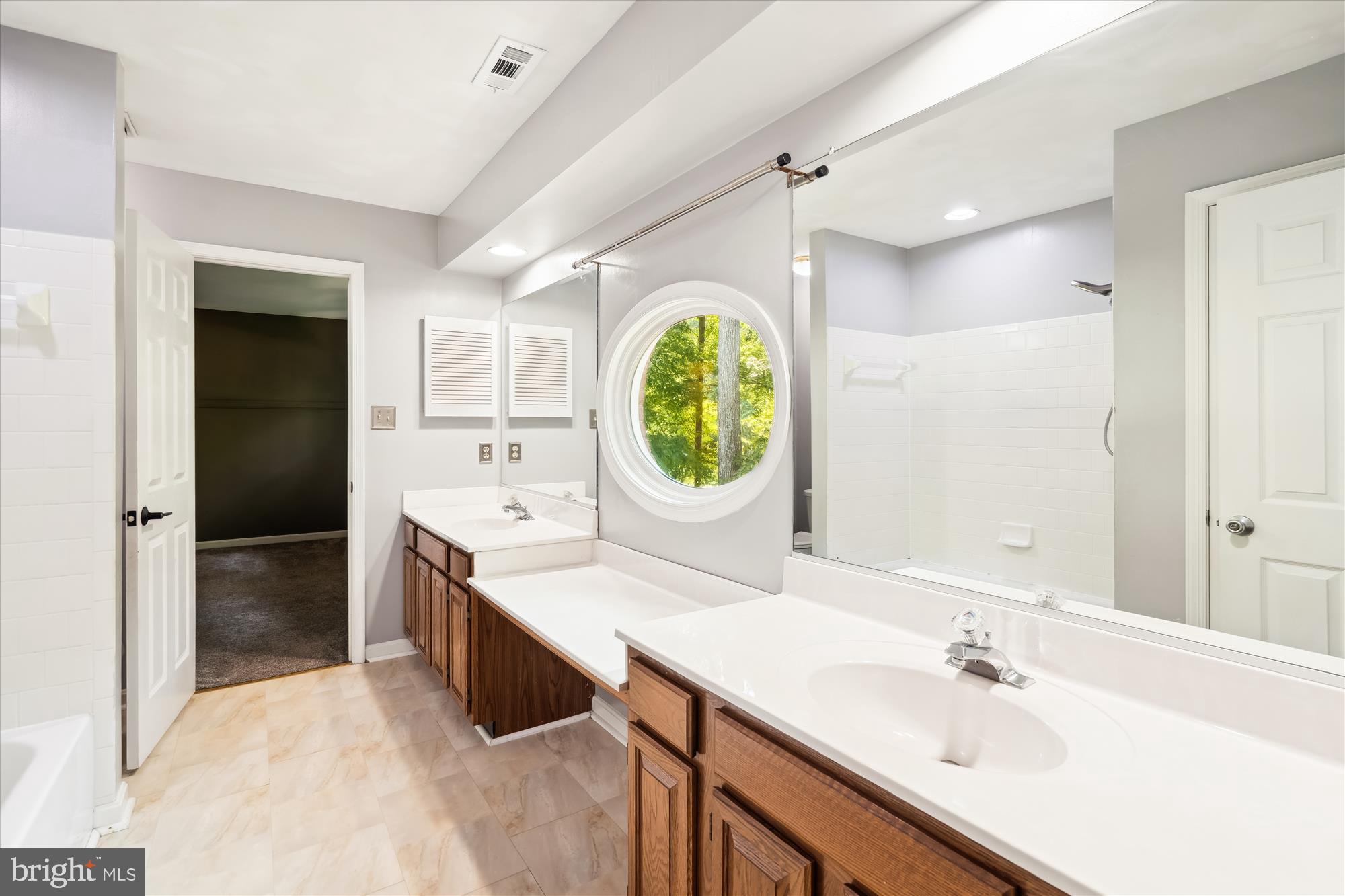 EAGLES PASSAGES - Residential