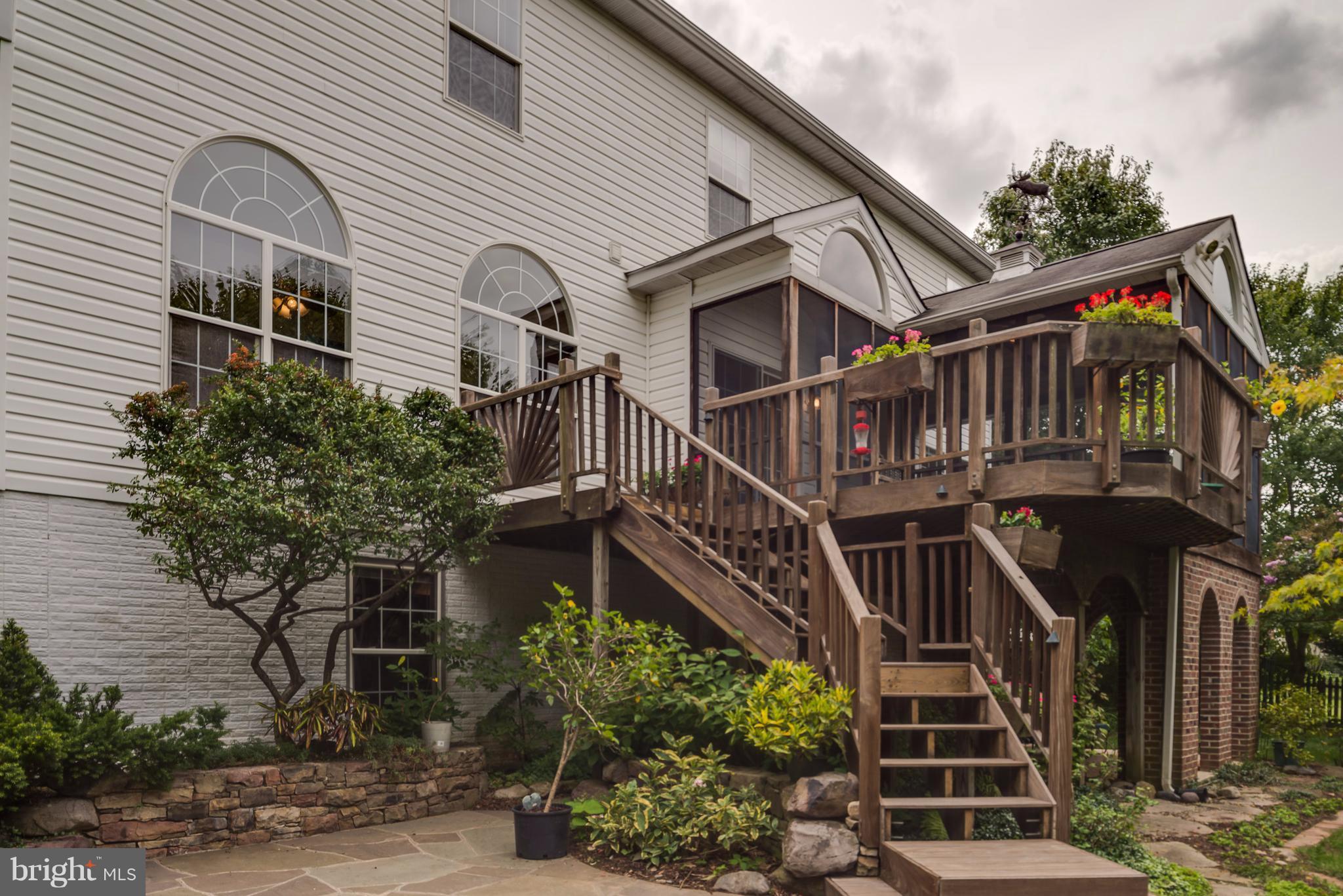 KINGSVIEW RIDGE - Residential