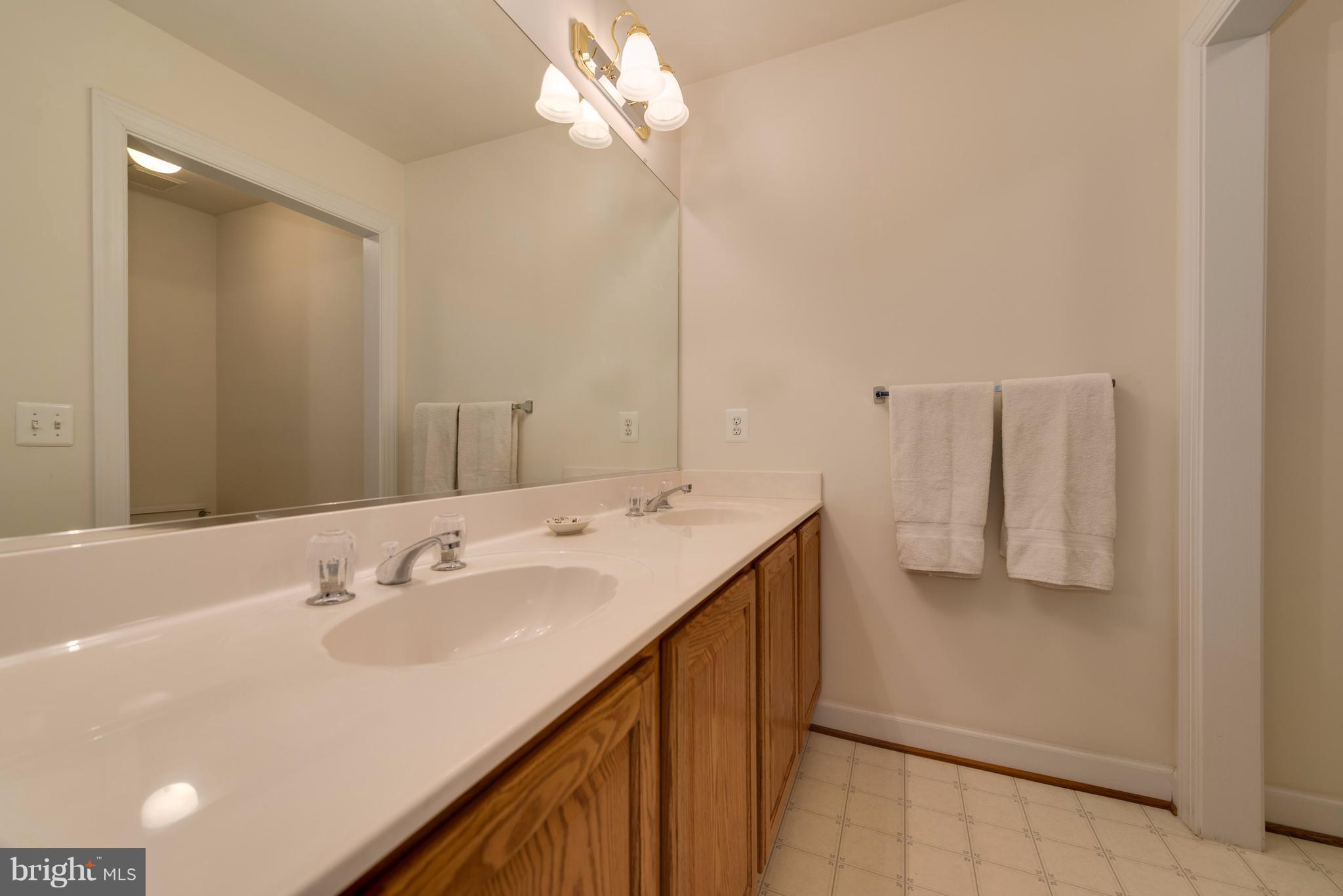 KINGSVIEW RIDGE - Residential