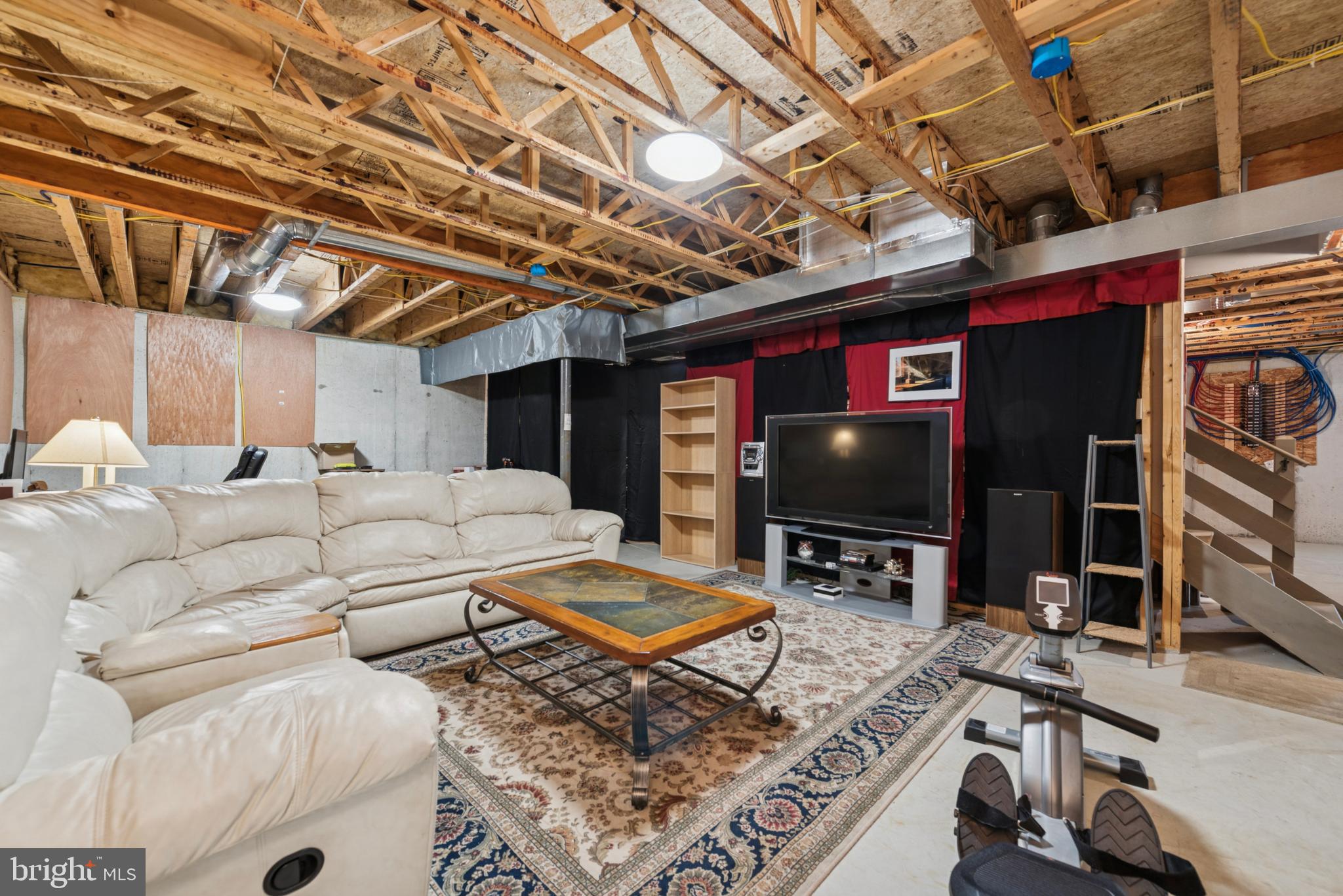 WEATHERSTONE - Residential