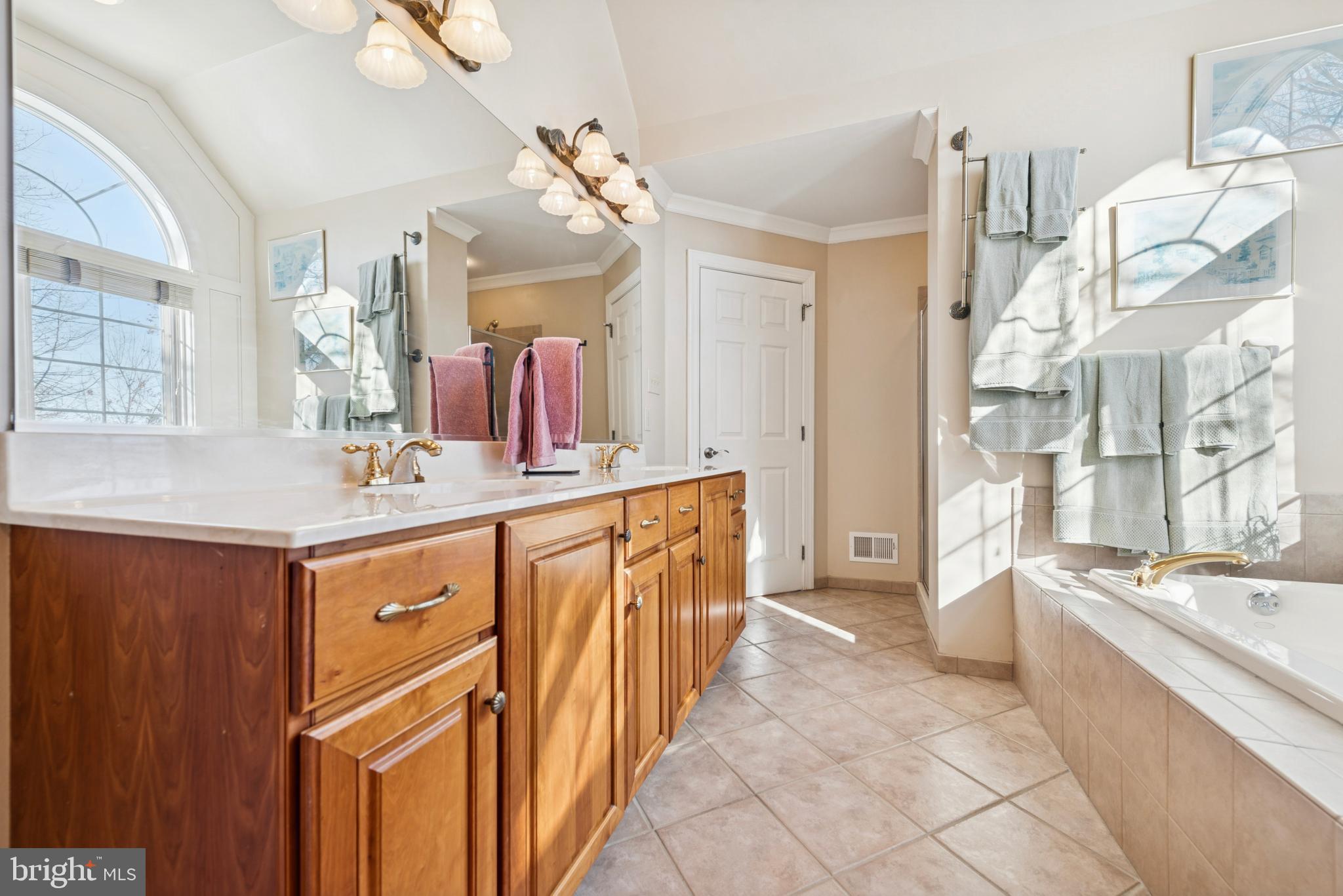 WEATHERSTONE - Residential