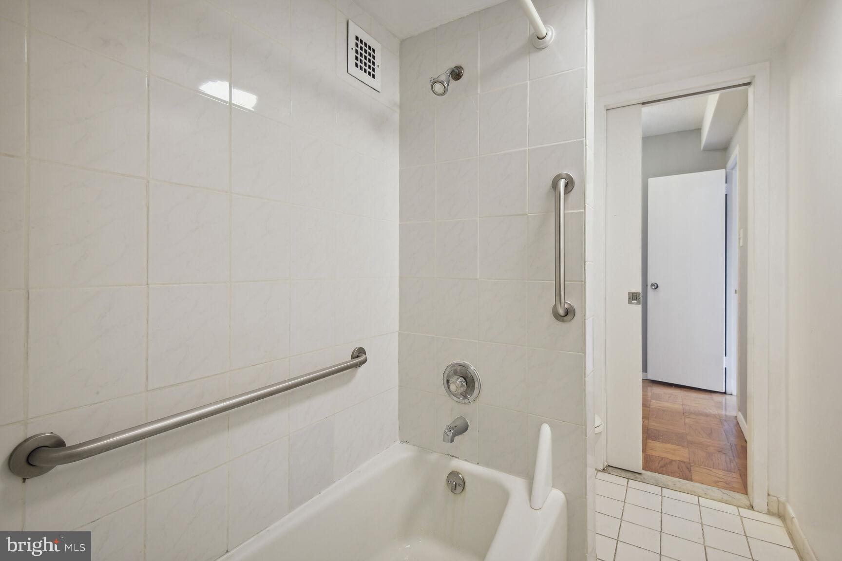 FRIENDSHIP HEIGHTS - Residential