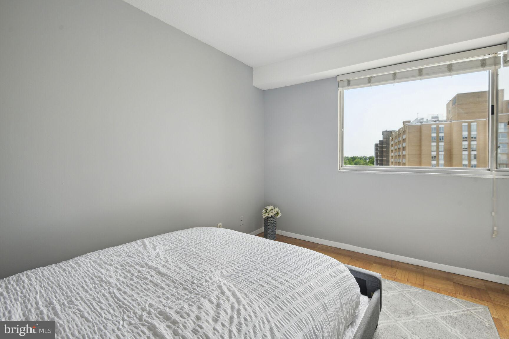 FRIENDSHIP HEIGHTS - Residential