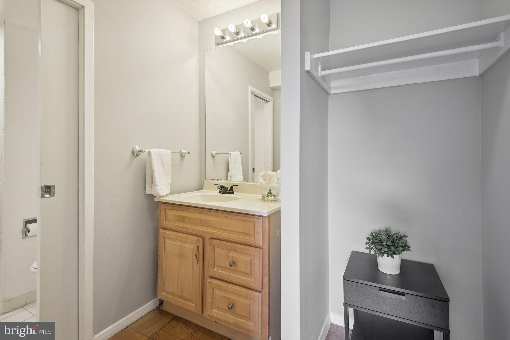 FRIENDSHIP HEIGHTS - Residential