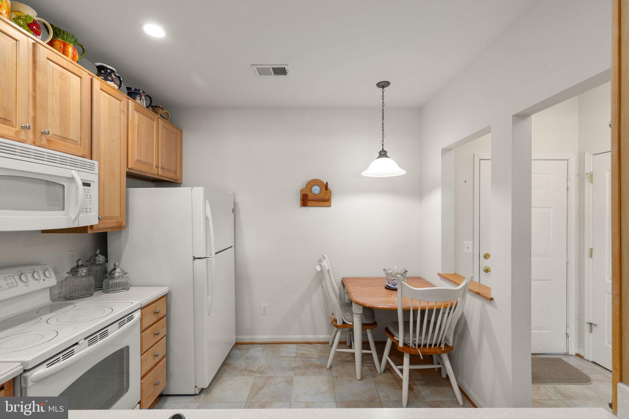 GATHERINGS AT LYNDWOOD - Residential