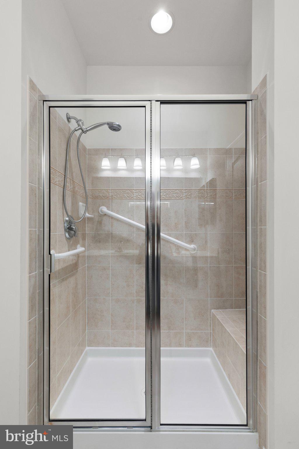 GATHERINGS AT LYNDWOOD - Residential