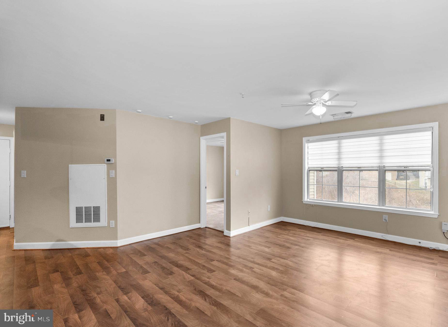 FALLS GABLE - Residential Lease