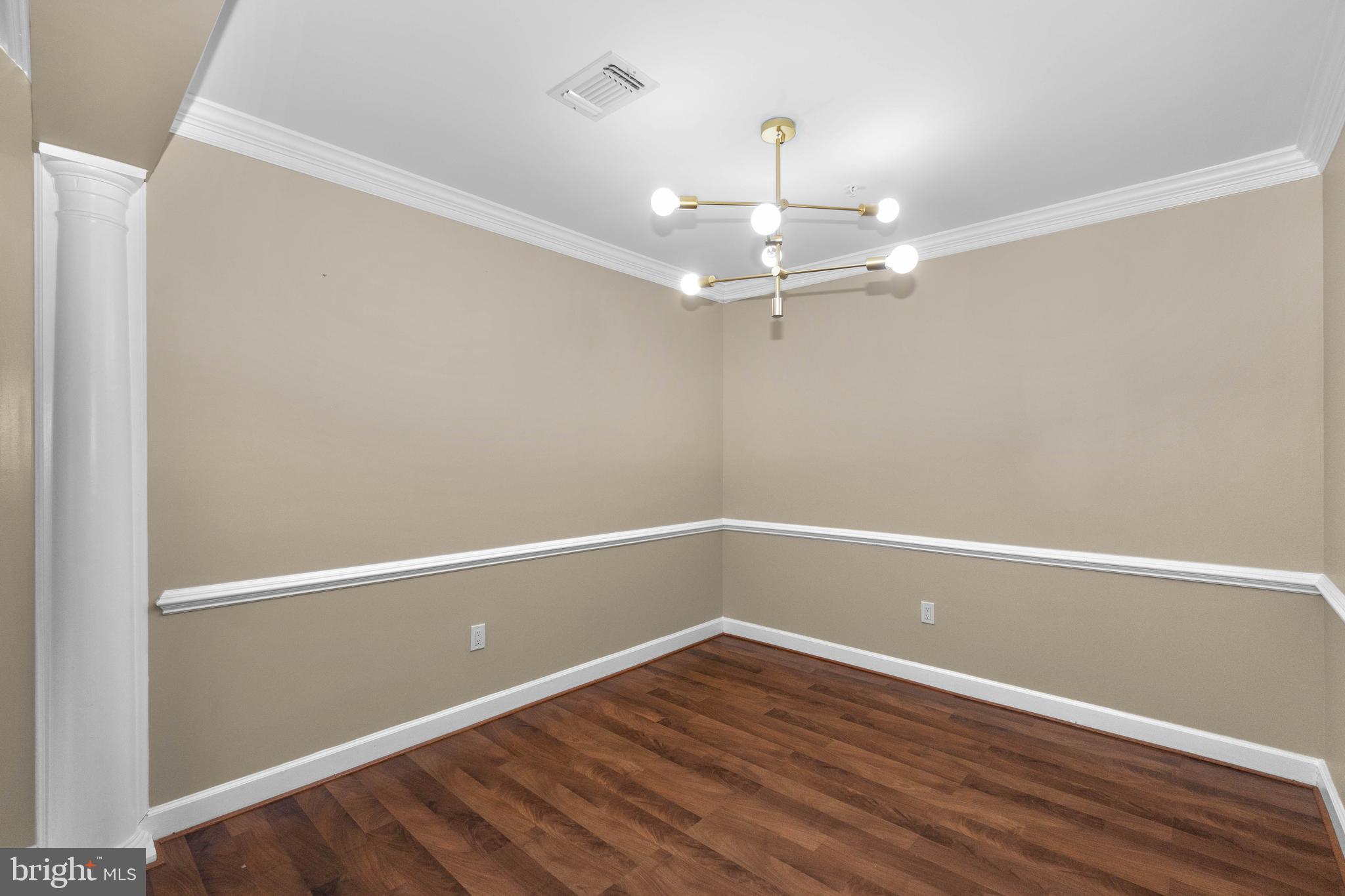 FALLS GABLE - Residential Lease