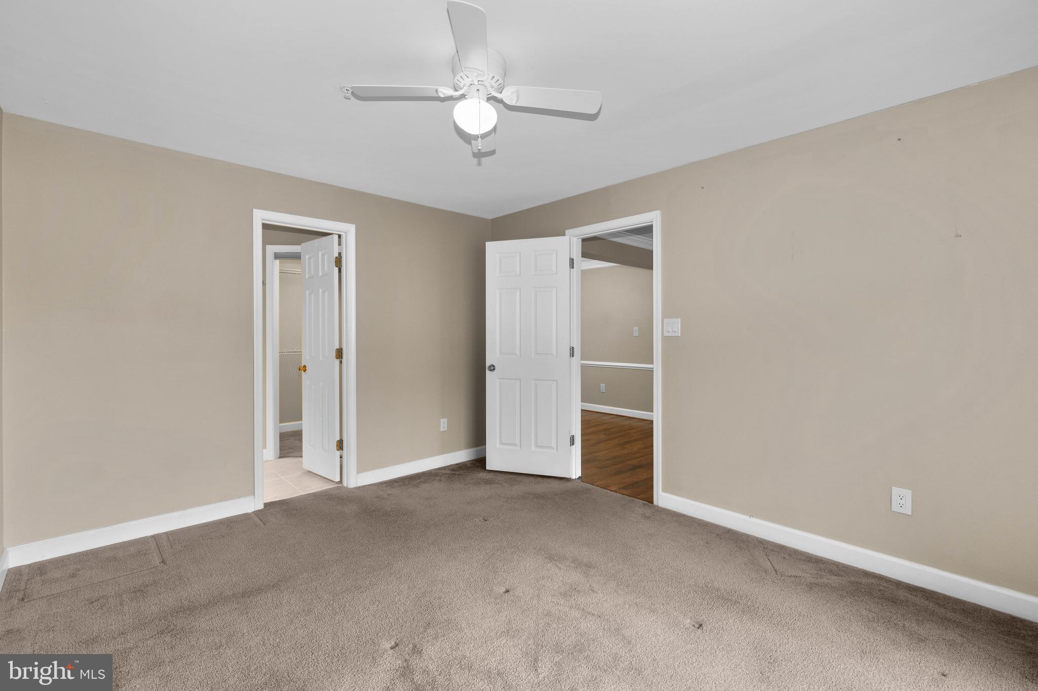 FALLS GABLE - Residential Lease