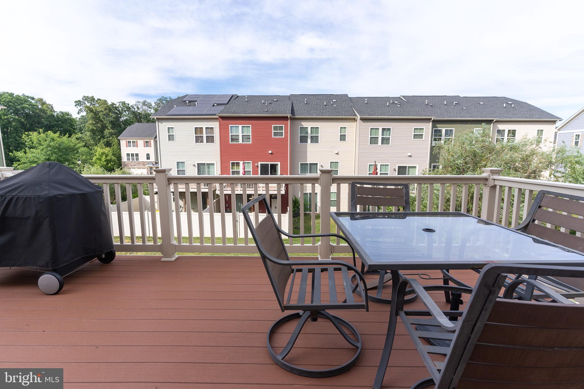 636 FOXWOOD DRIVE