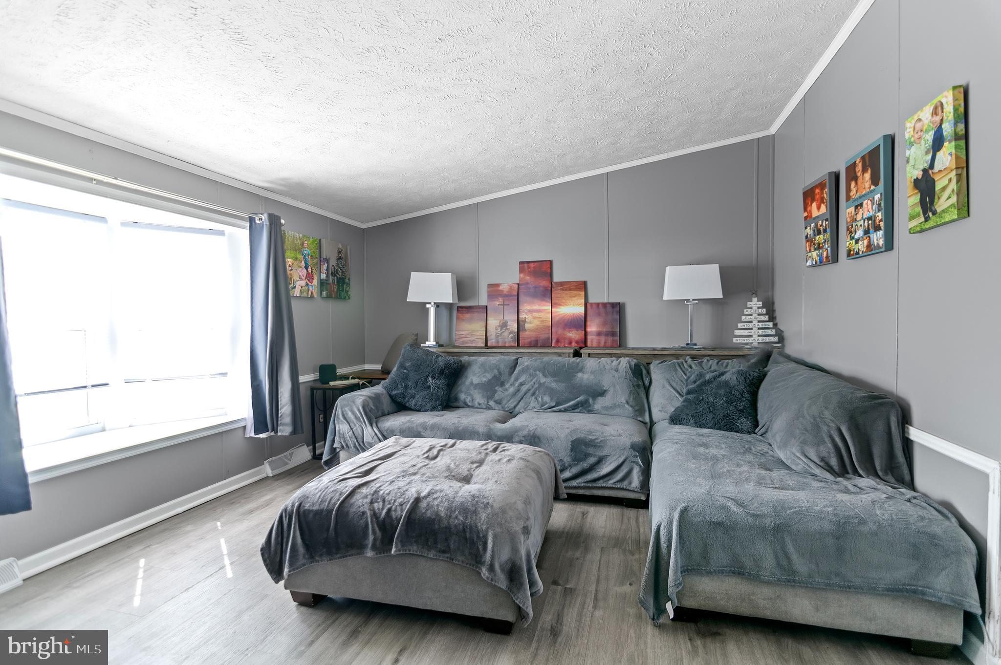 PEPPERMINT WOODS - Residential