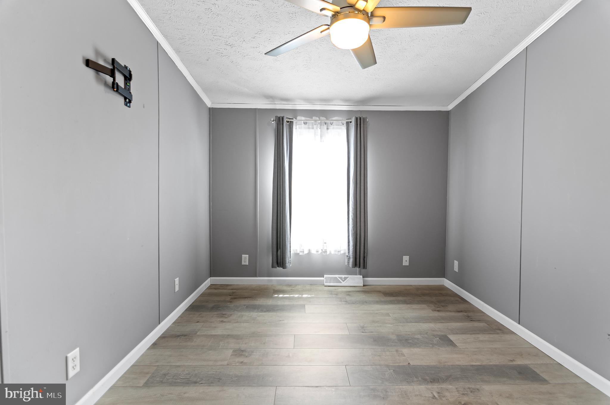 PEPPERMINT WOODS - Residential