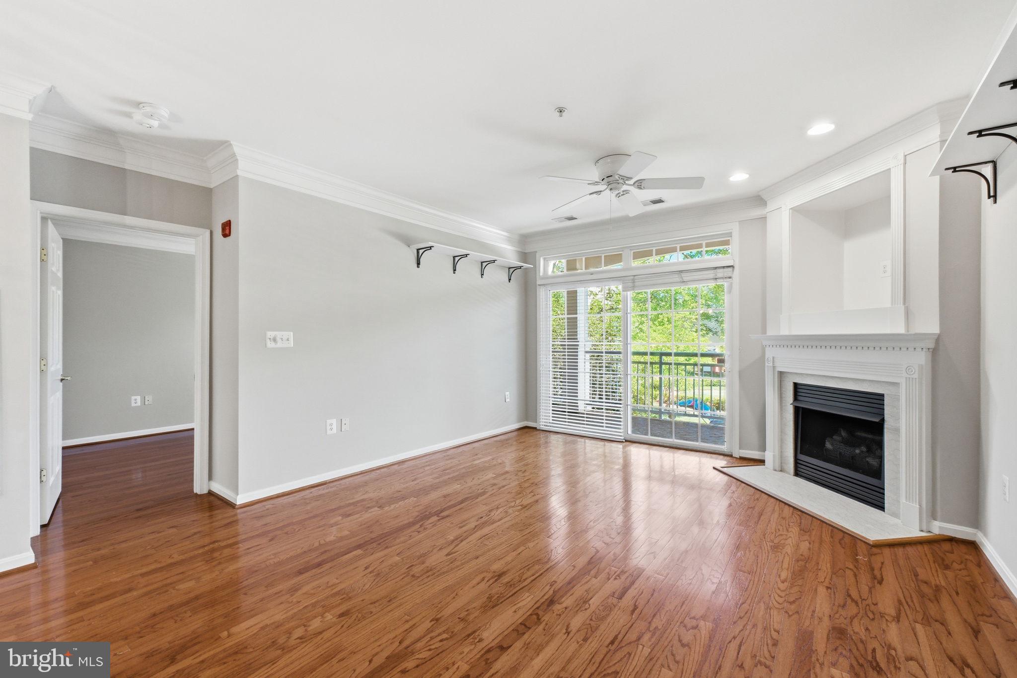 5112 DONOVAN DRIVE 101