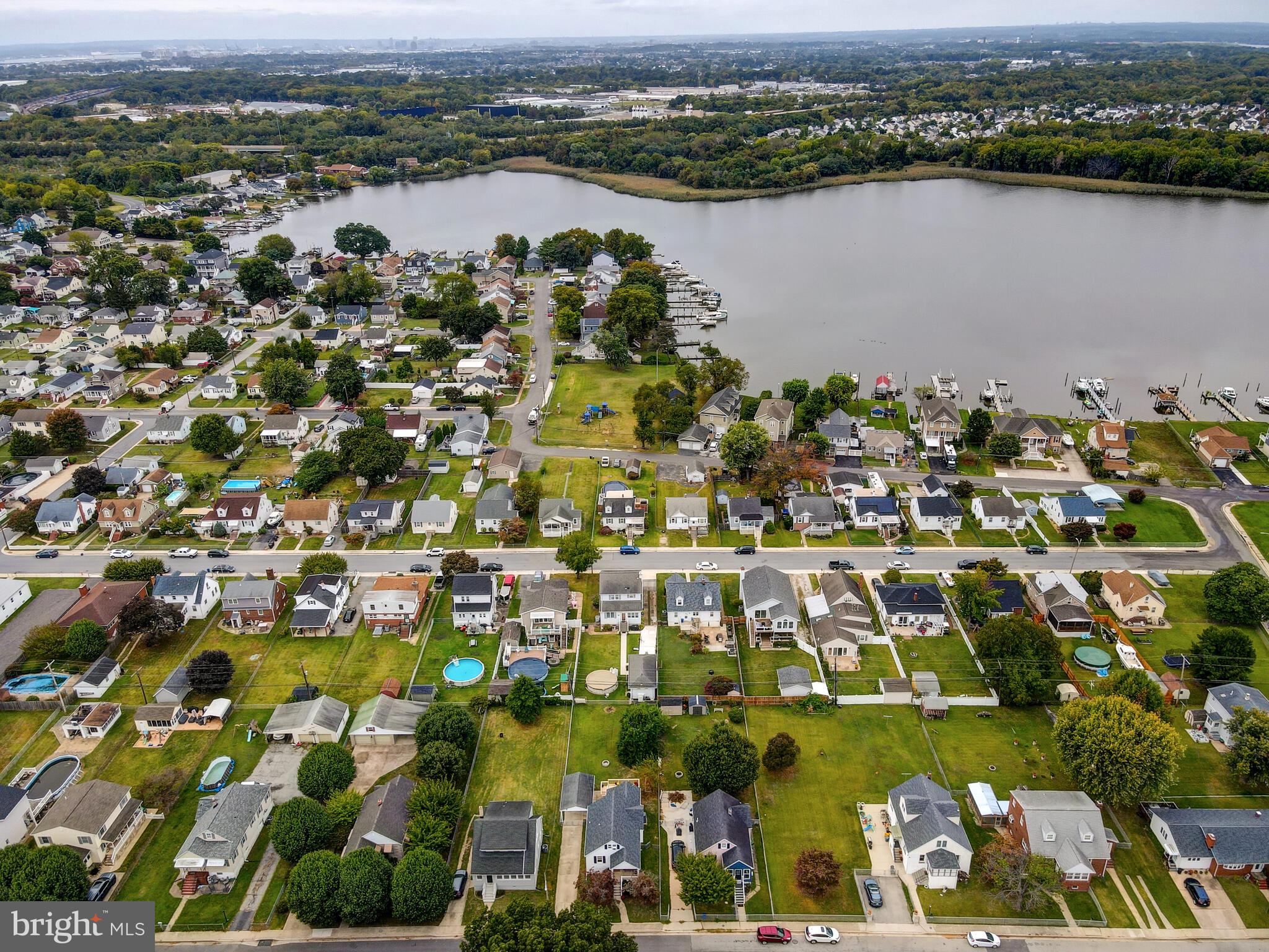 LYNCH POINT - Residential