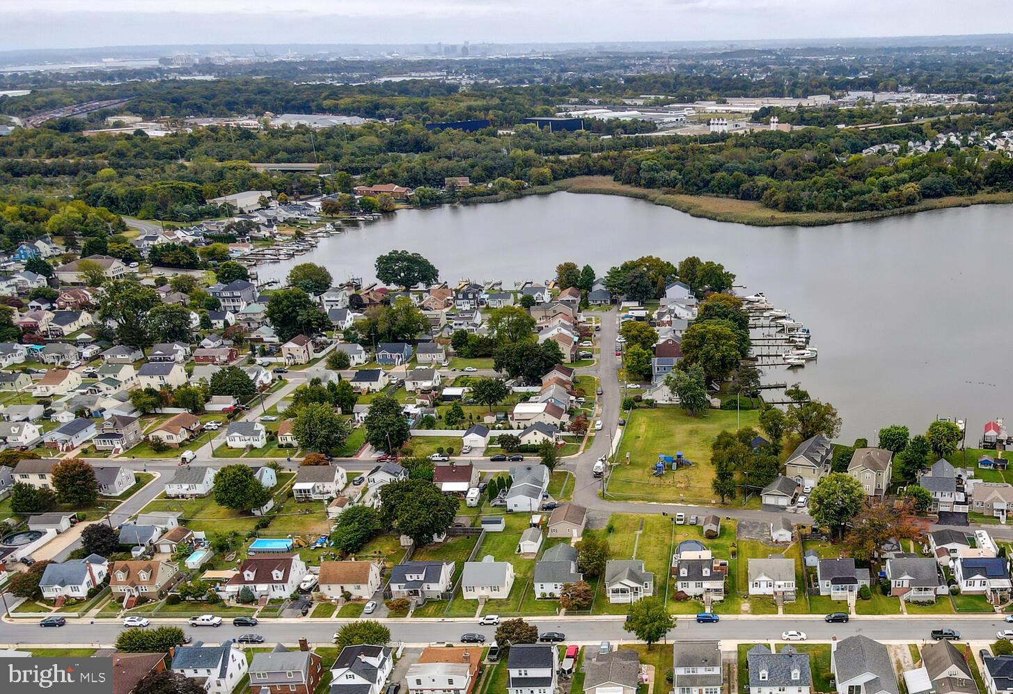 LYNCH POINT - Residential