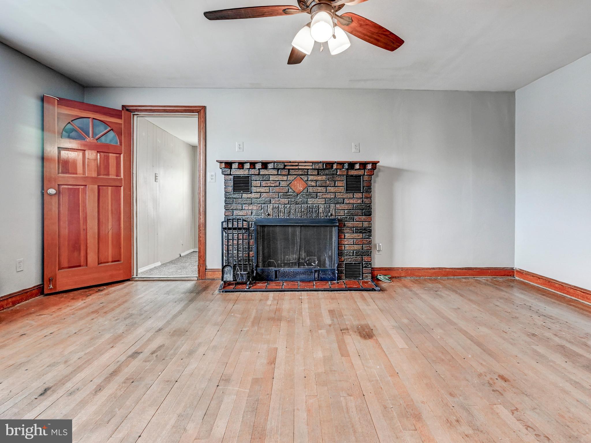 LYNCH POINT - Residential