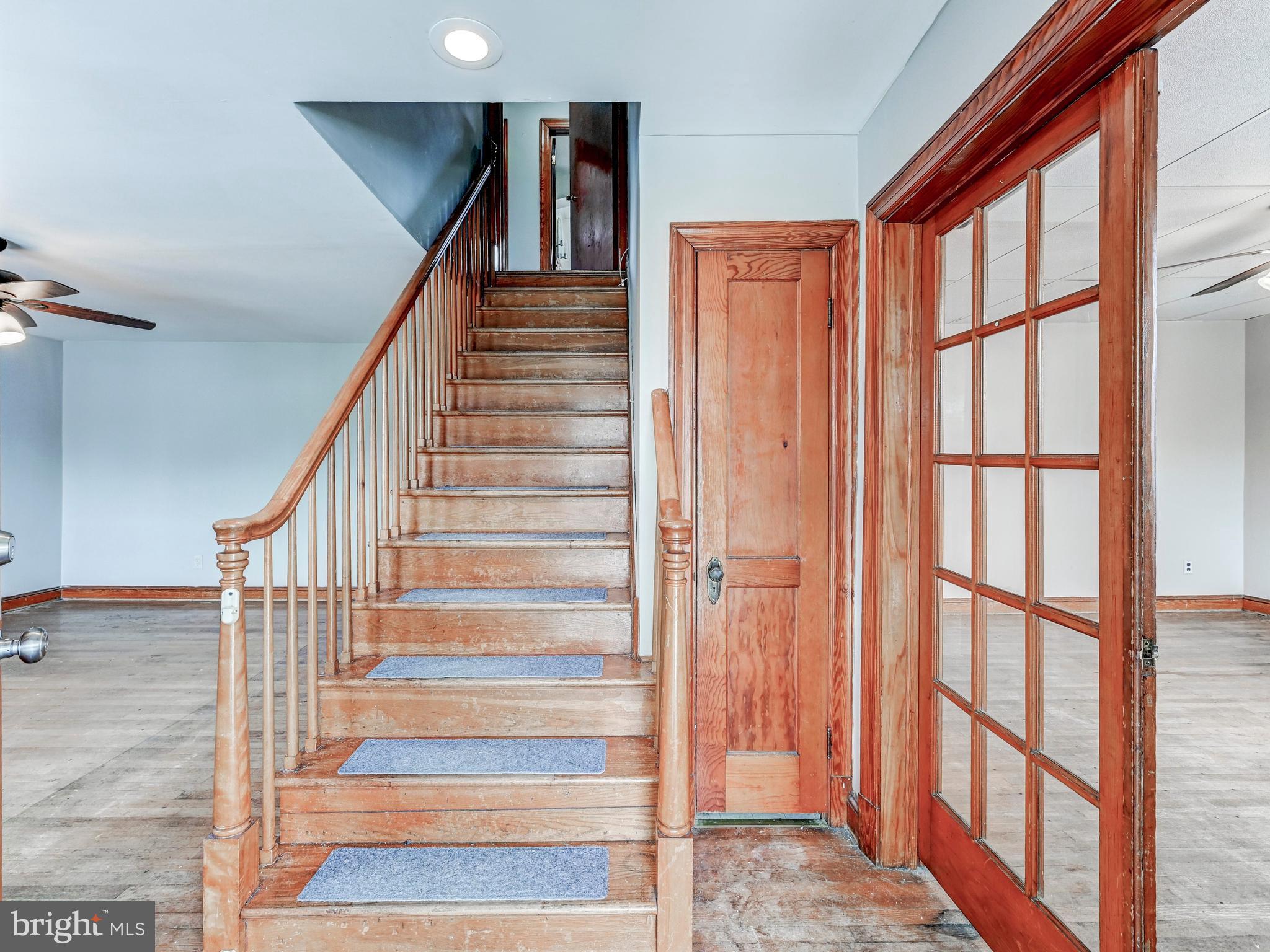 LYNCH POINT - Residential