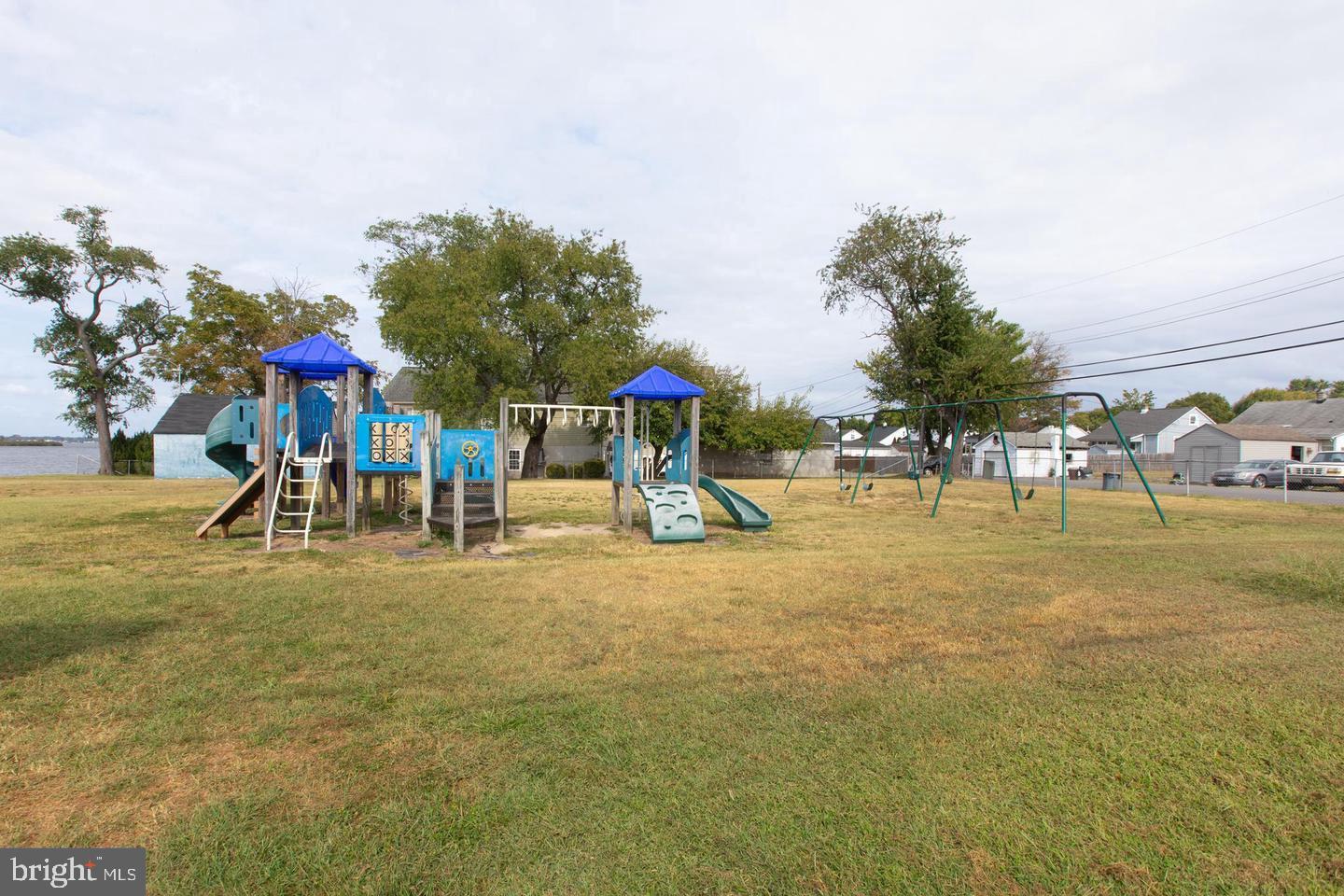 LYNCH POINT - Residential