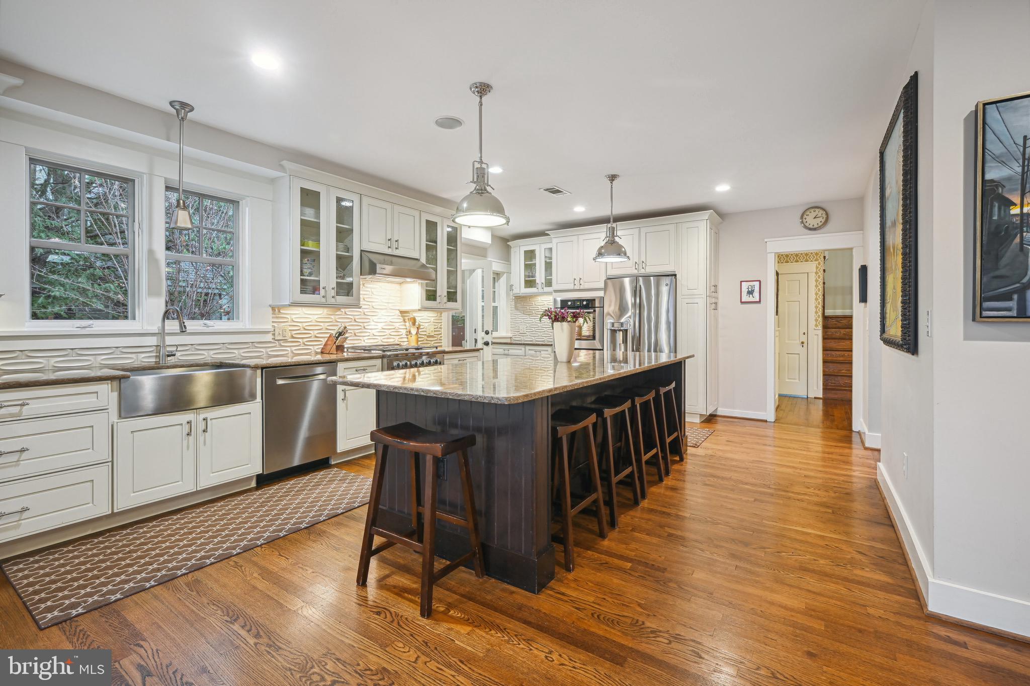 BARNABY WOODS - Residential